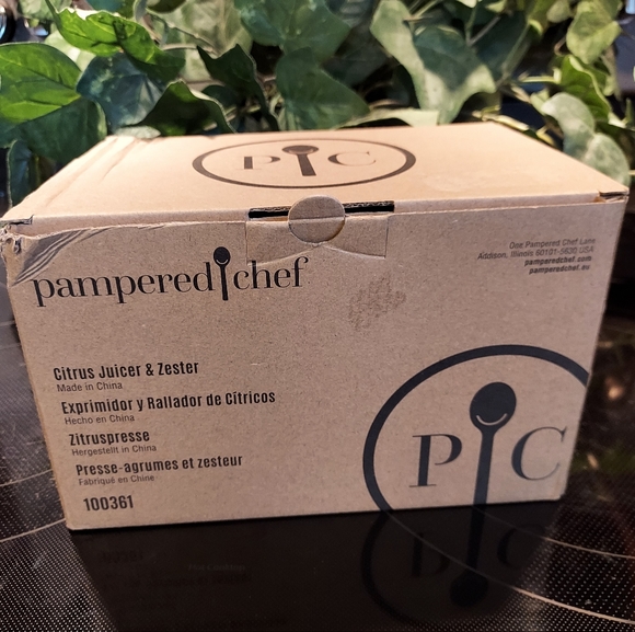 Pampered Chef Kitchen Pampered Chef Citrus Juicer Zester Nib Poshmark